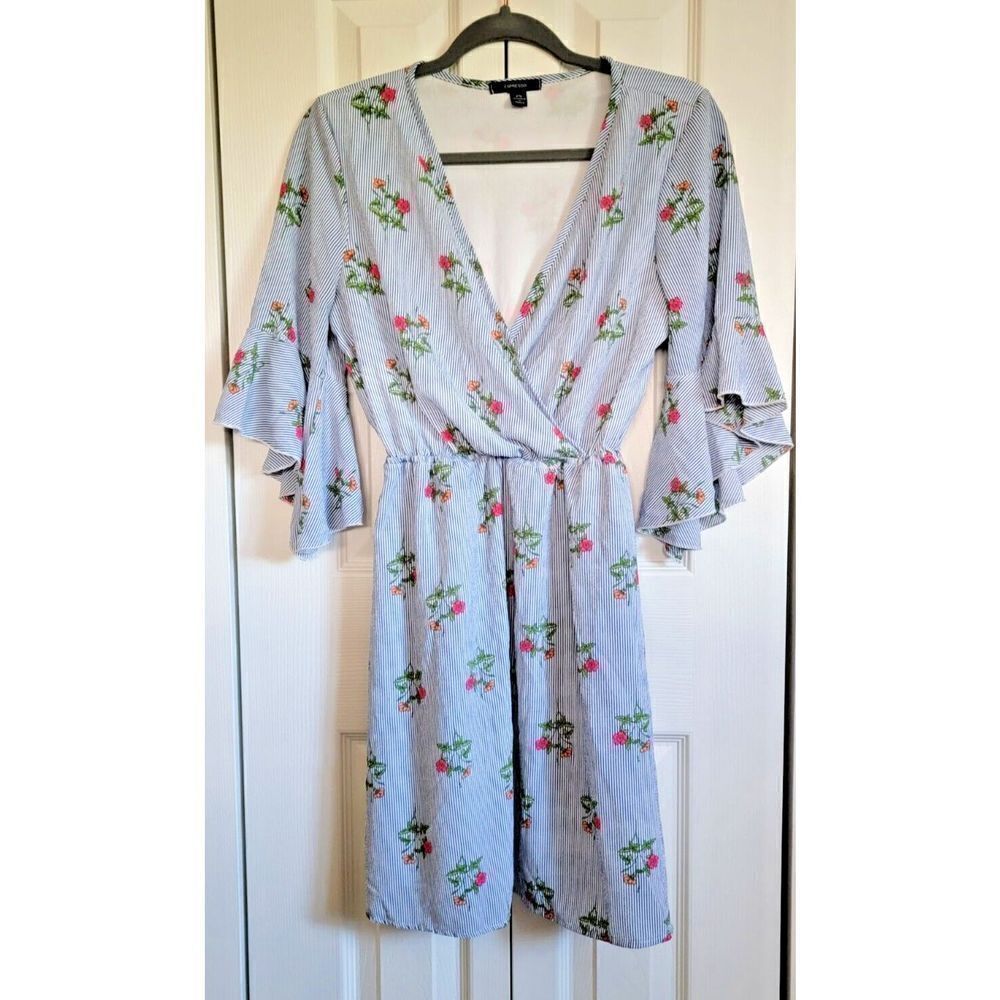 Espresso Elastic Women's PS Striped Floral Dress Romantic Blue White V-Neck
